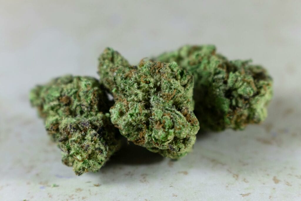 Best Indica Online in Canada | WeedSmart Canada